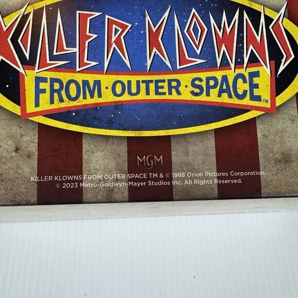 Spirit Halloween Killer Klowns from Outer Space Store Display Large Popcorn Box - Picture 3 of 13
